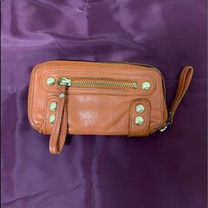 Present Linea Pelle Wristlet